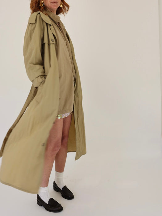 THE FLOWY TRENCH - TAN, SMALL